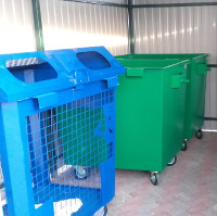 Новые мусорные контейнеры для ТБО