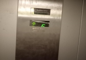 Наши руки не для скуки. В Волга Лайф портят лифты